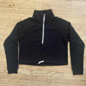 Vuori Women's Quarter Zip Pullover | Black Size S